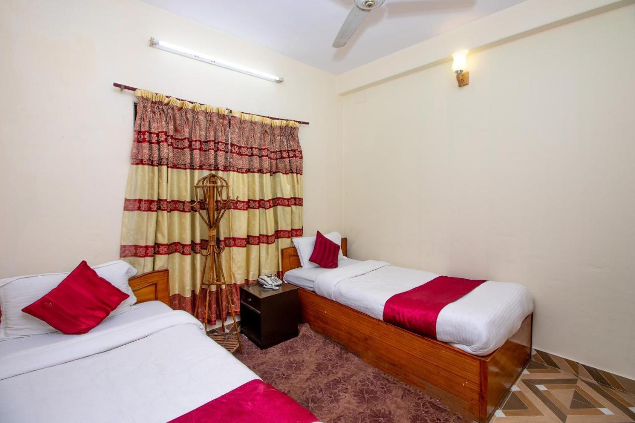 Hotel Royal Image Покхара Экстерьер фото